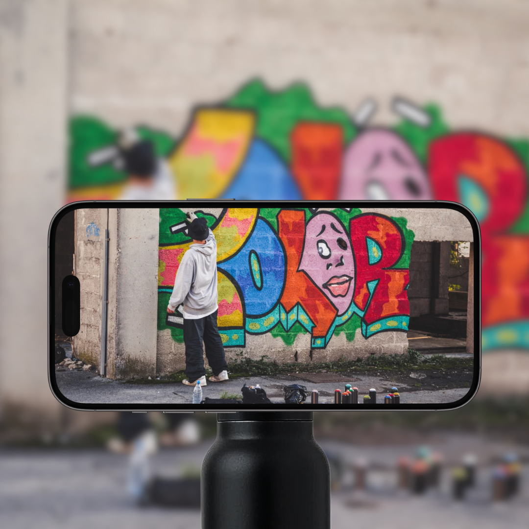 HydroSync™ 750ml insulated MagSafe thermal bottle