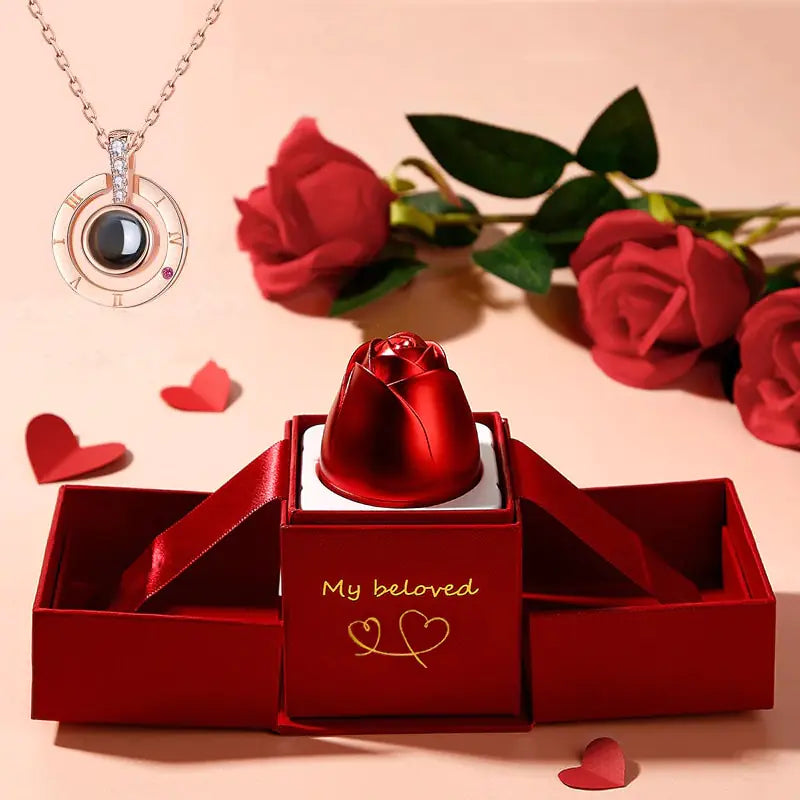 Projection Necklace With Rose Gift Box